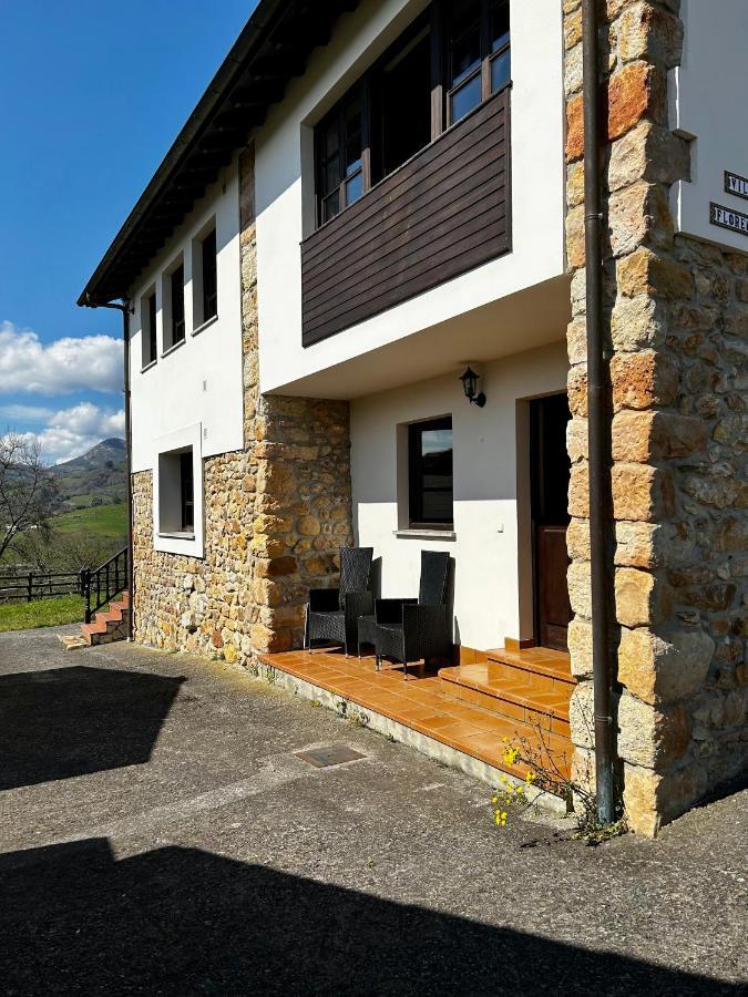 Casa La Maestra Apartment Arriondas Exterior photo